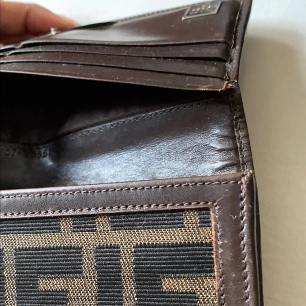Fendi wallet - Picture 6 of 10